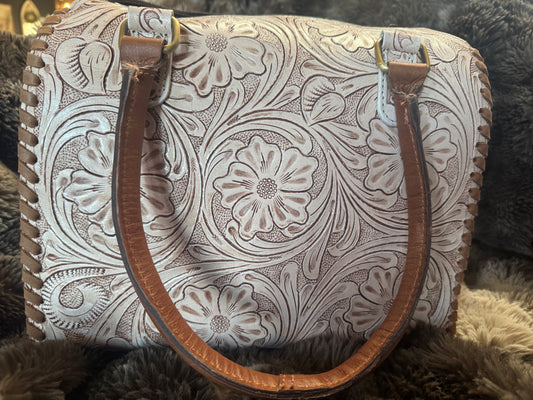 “Desi Pearl” the medium