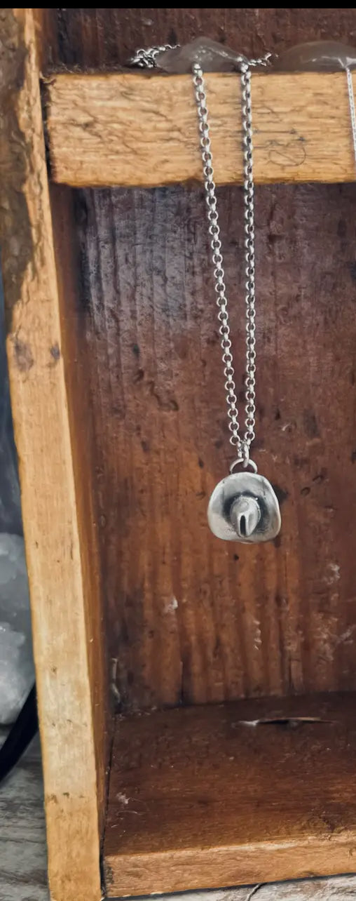 Hey Cowboy! The dainty necklace